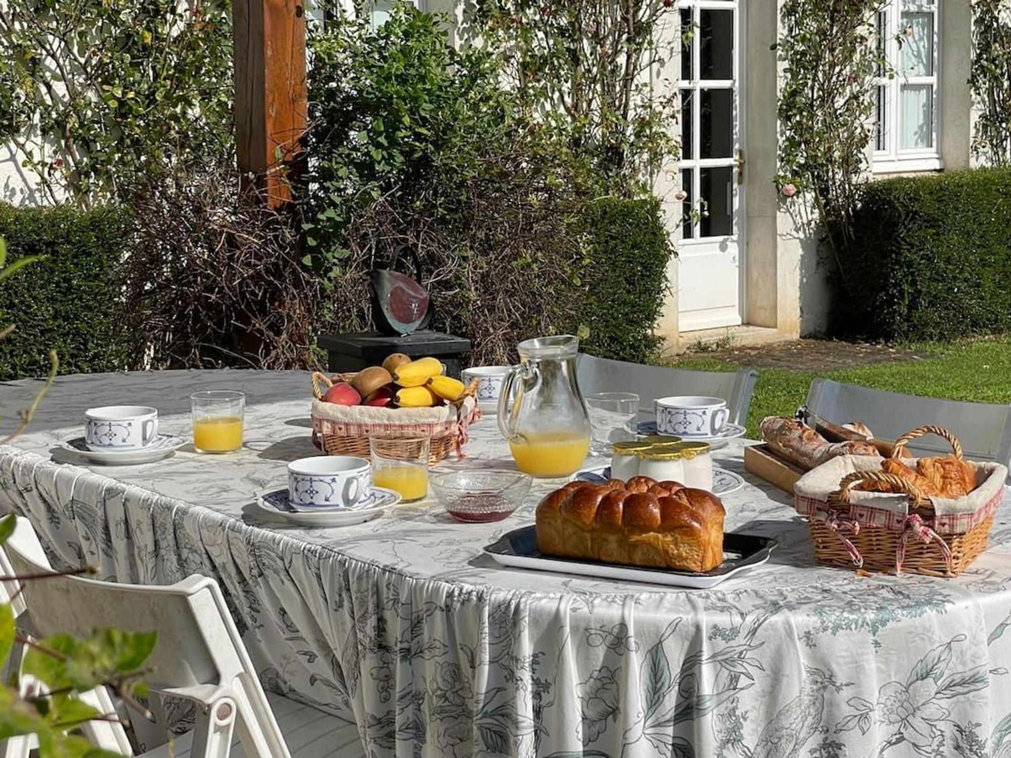 **Suite Familiale Spacieuse Au Coeur De La Foret De Montargis** - Fr-1-590-335 Paucourt Buitenkant foto